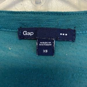 Gap 1/4 length sleeve top